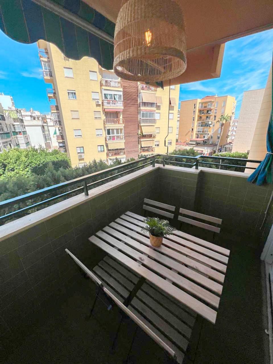 Large & Cozy Centrally Apartment Torremolinos Exterior foto